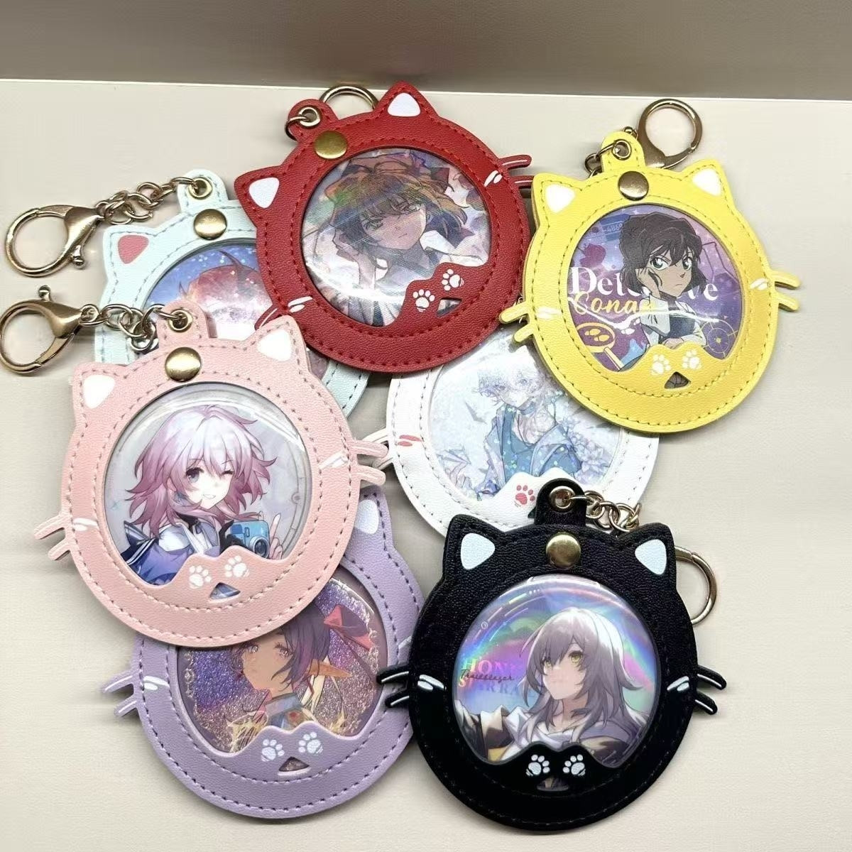 Protector de insignias con for - Anime Merchandise China reseña y precio
